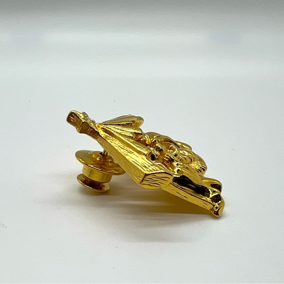 Vintage GOLD-TONE NATIVITY MANGER SCENE WITH RHINESTONE STAR PIN- CHRISTMAS - Picture 6 of 7